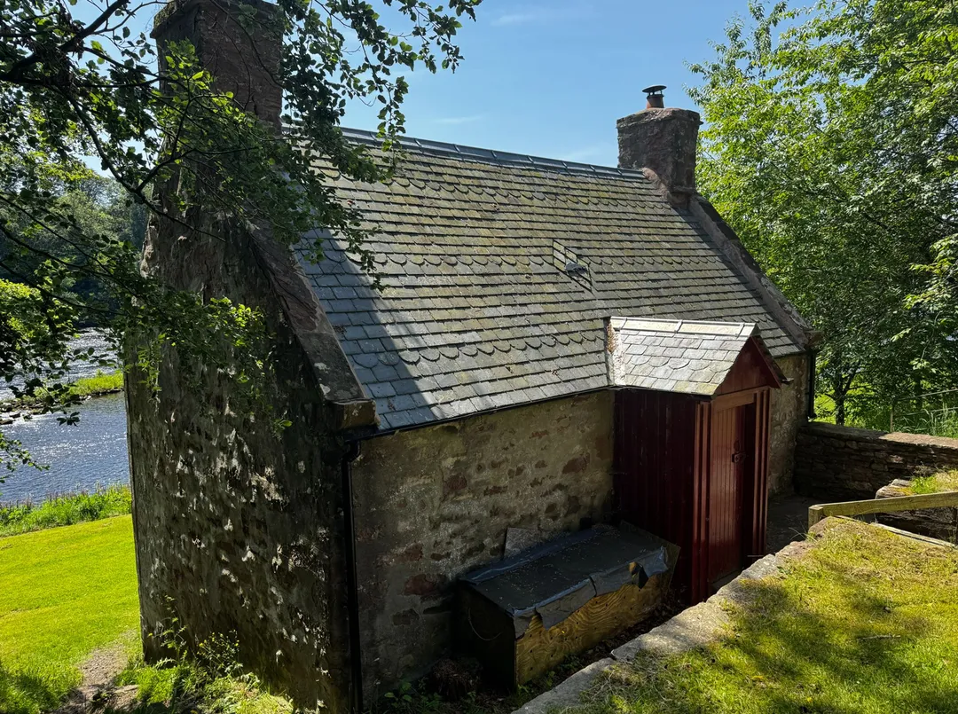 https://mr0.homeflow-assets.co.uk/files/photo/image/48021/4940/_x_/11.jpg