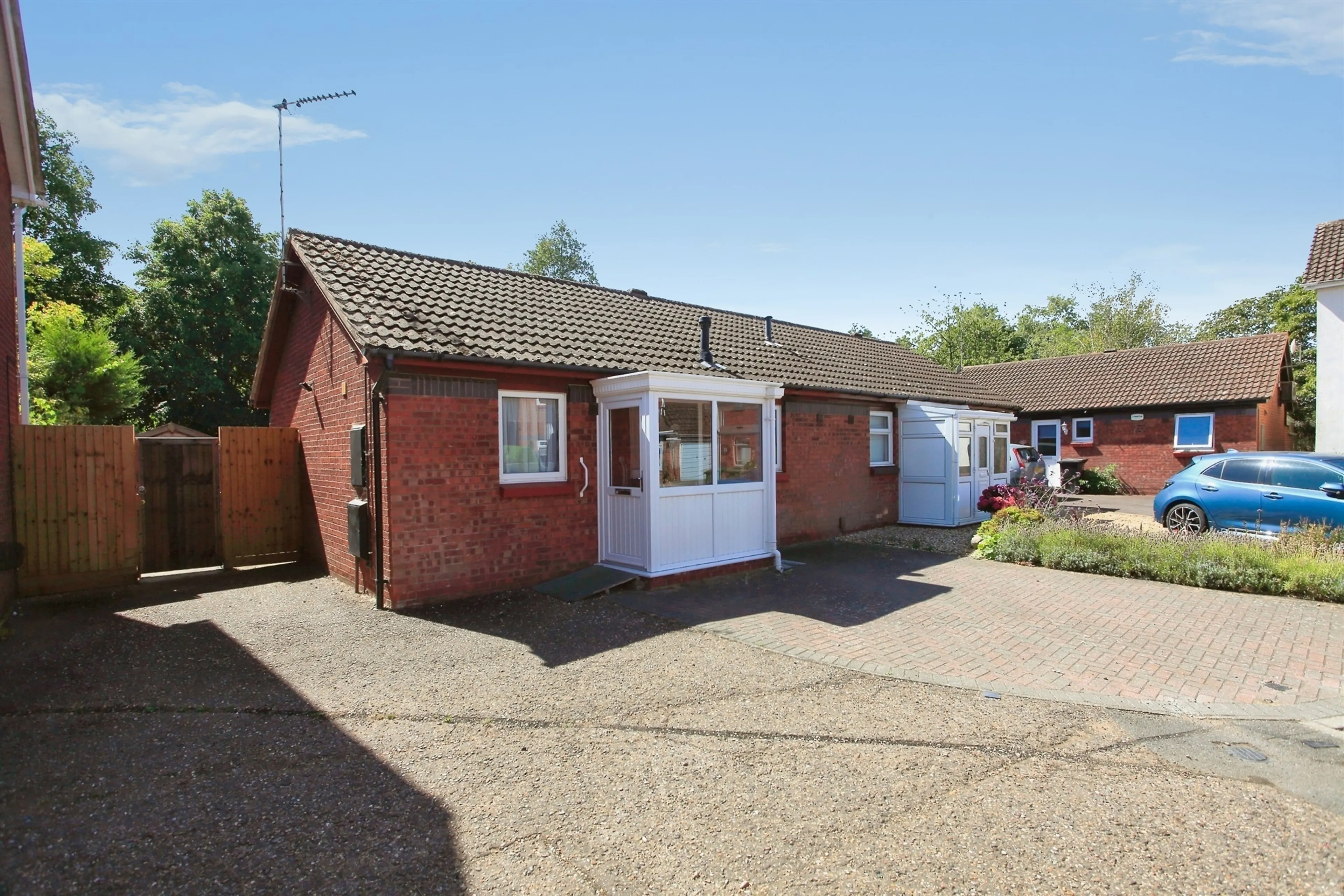 Property photo 0