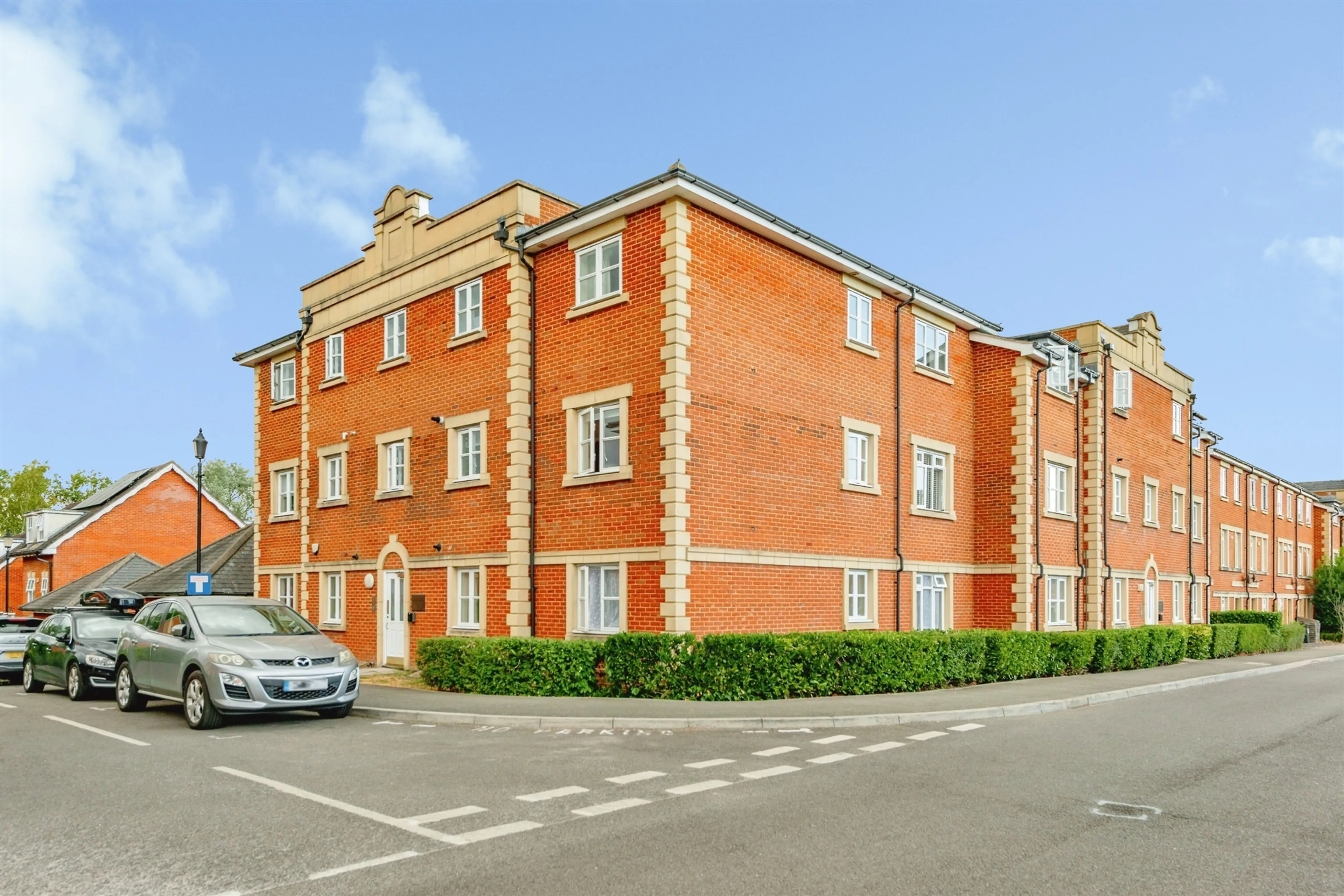 Property photo 0