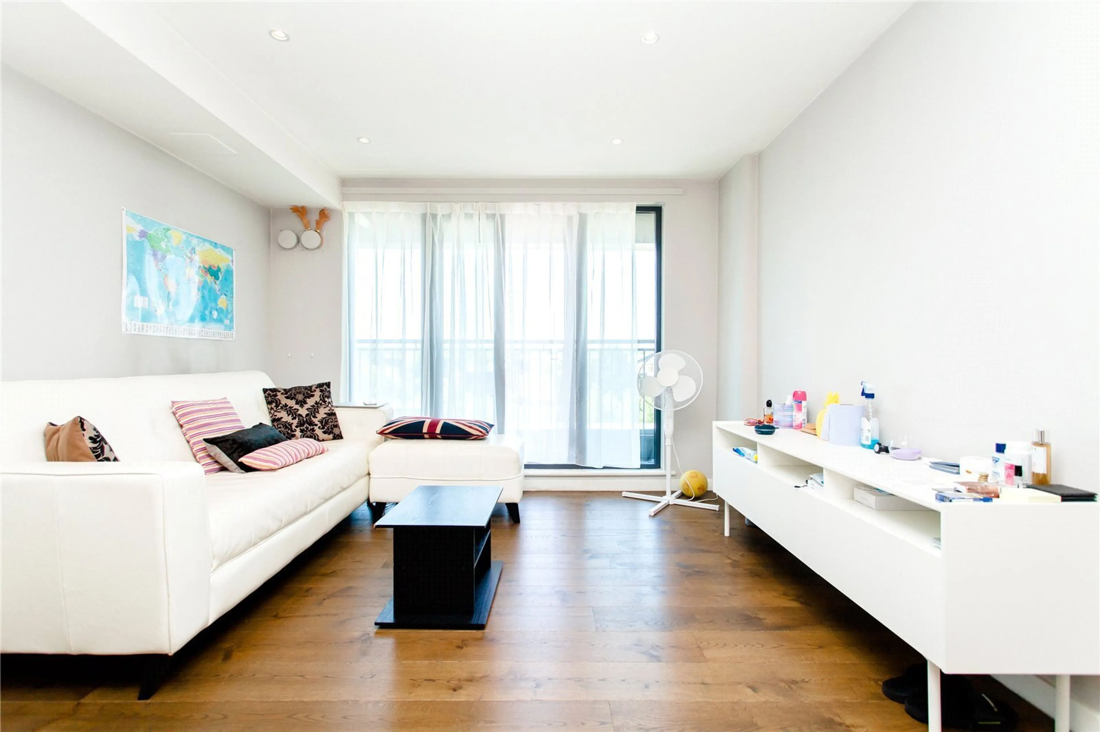 Photo 0