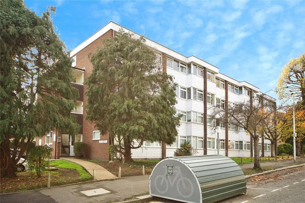 The Chiltons, South Woodford, E18