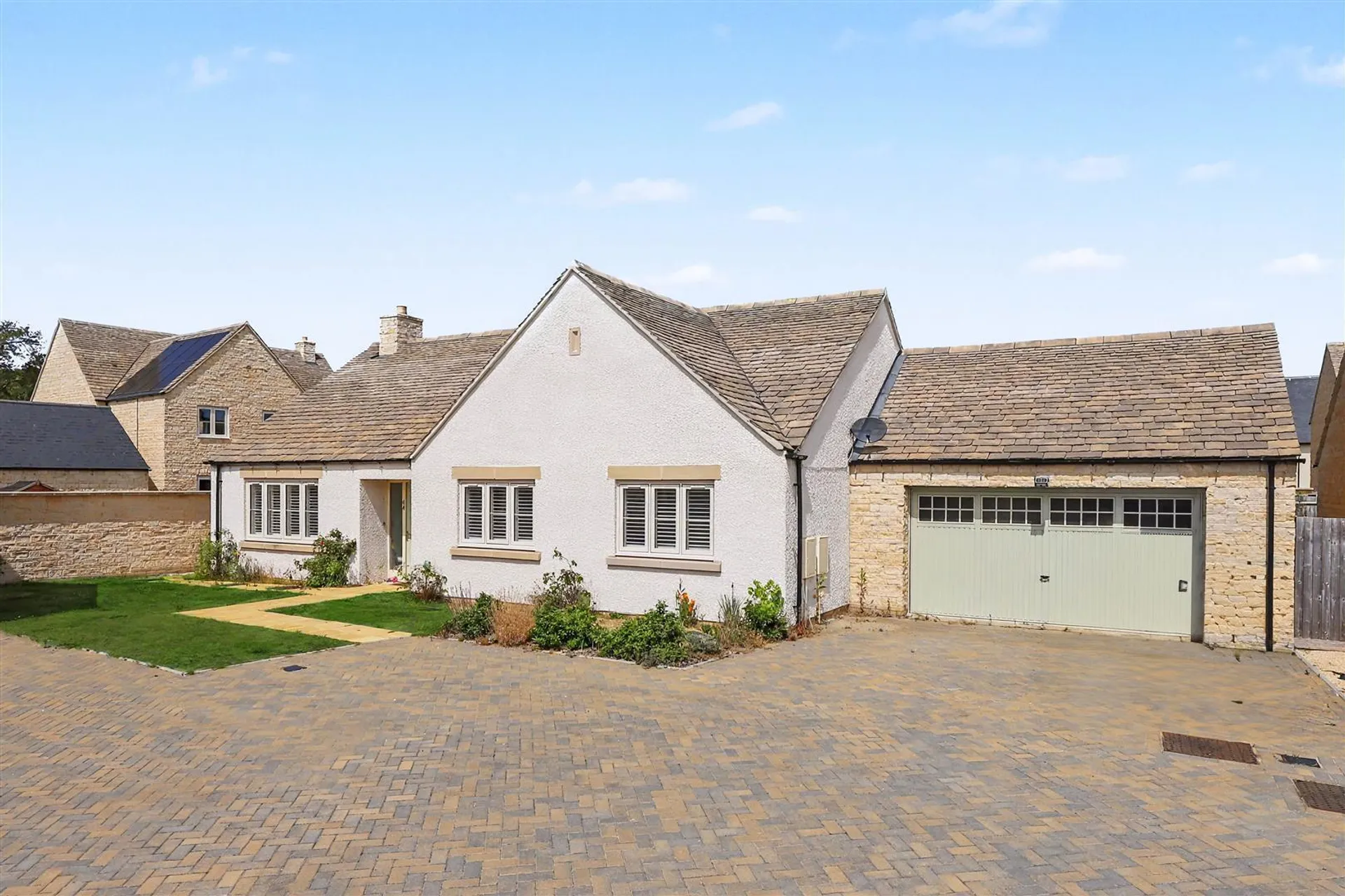 Property photo top 0