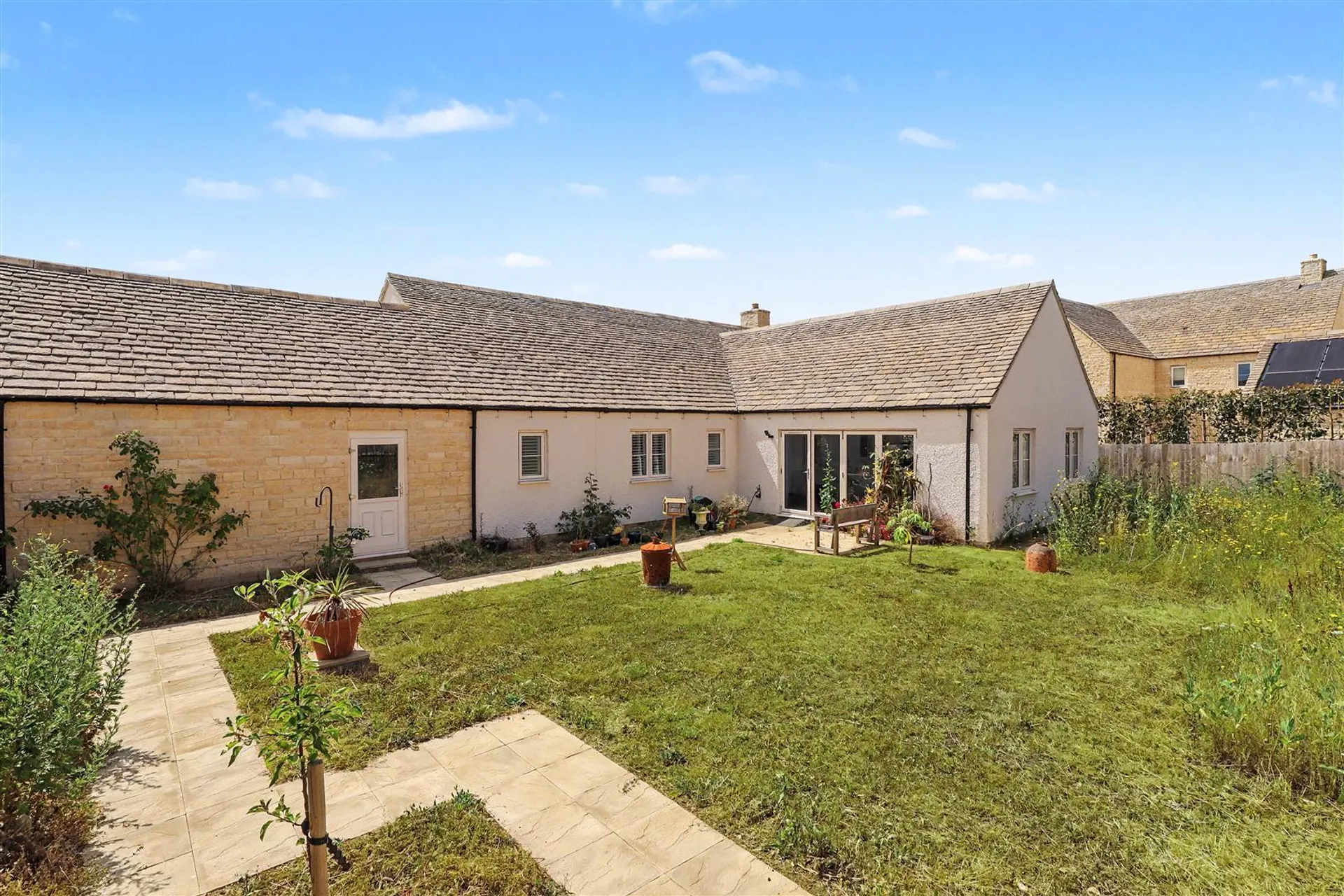 Property photo top 2