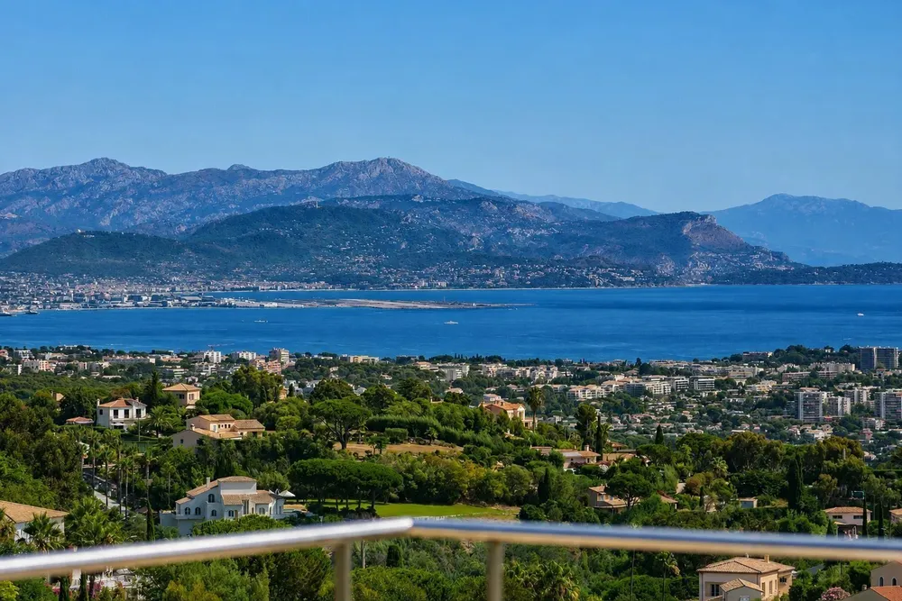 Cannes (Super Cannes), 06220, France