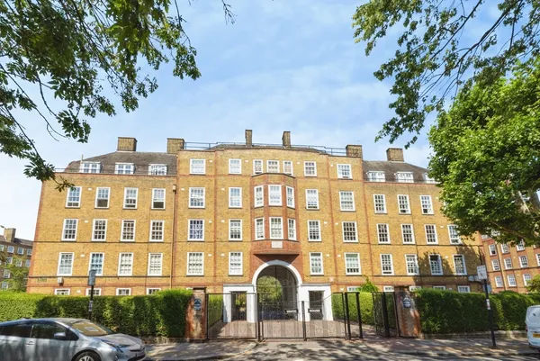 Vicarage Crescent, Battersea, London,...