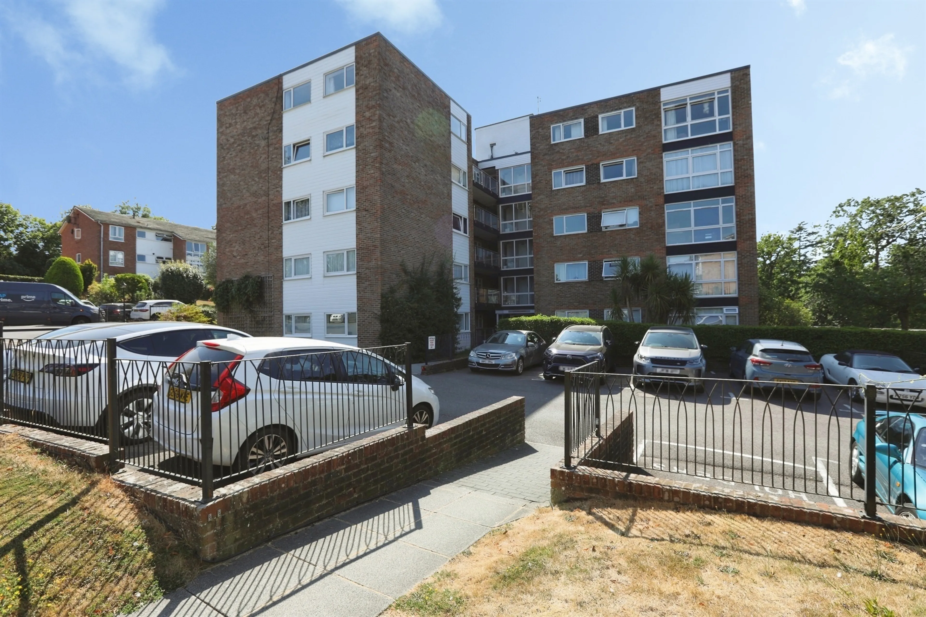Property at Paddockhall Road, Haywards Heath