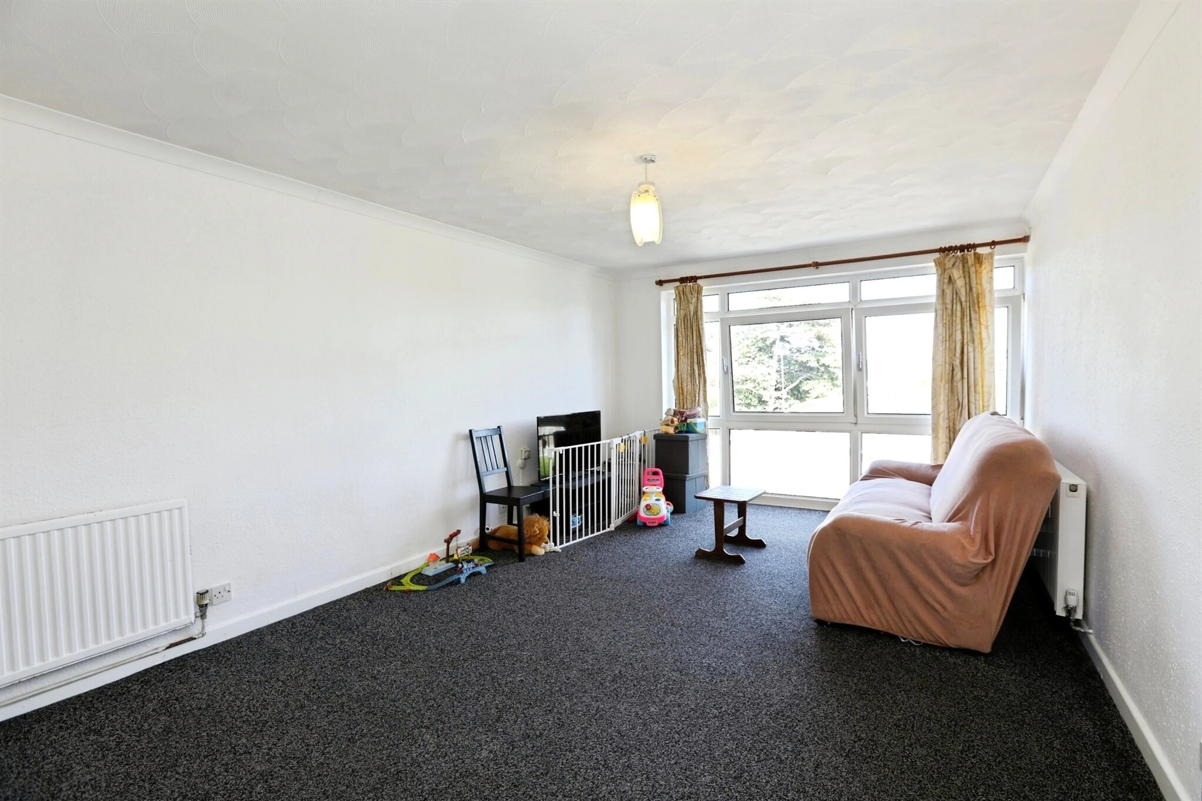 Property at Paddockhall Road, Haywards Heath