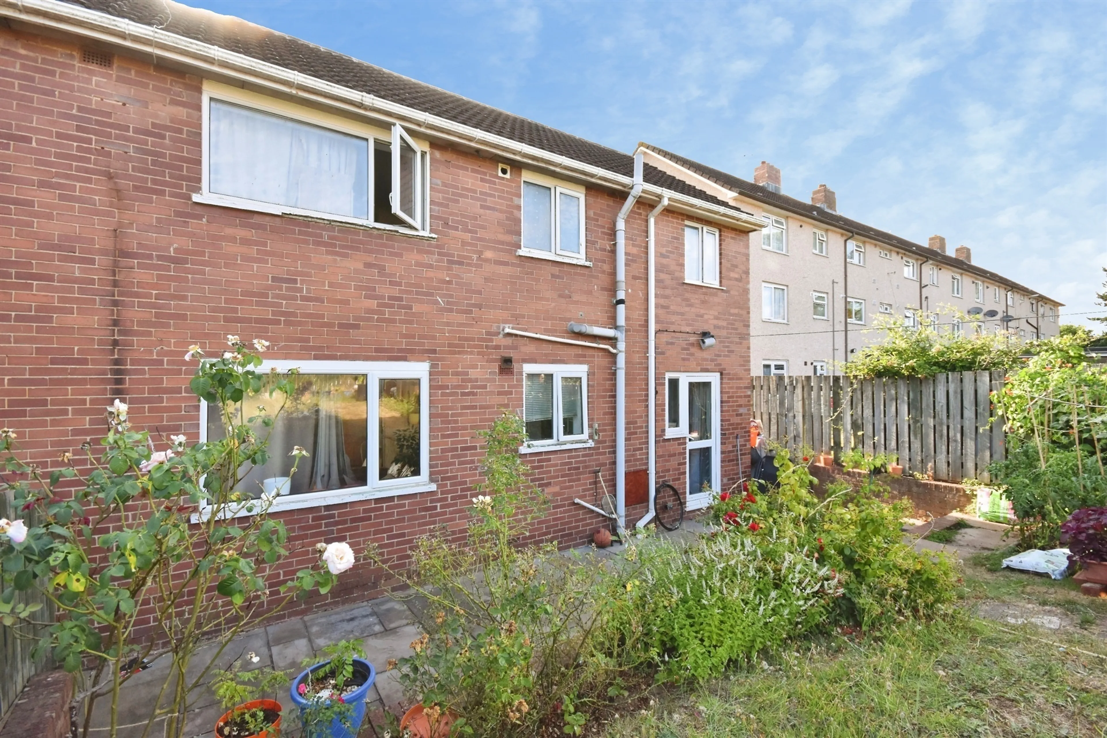 Property photo 0