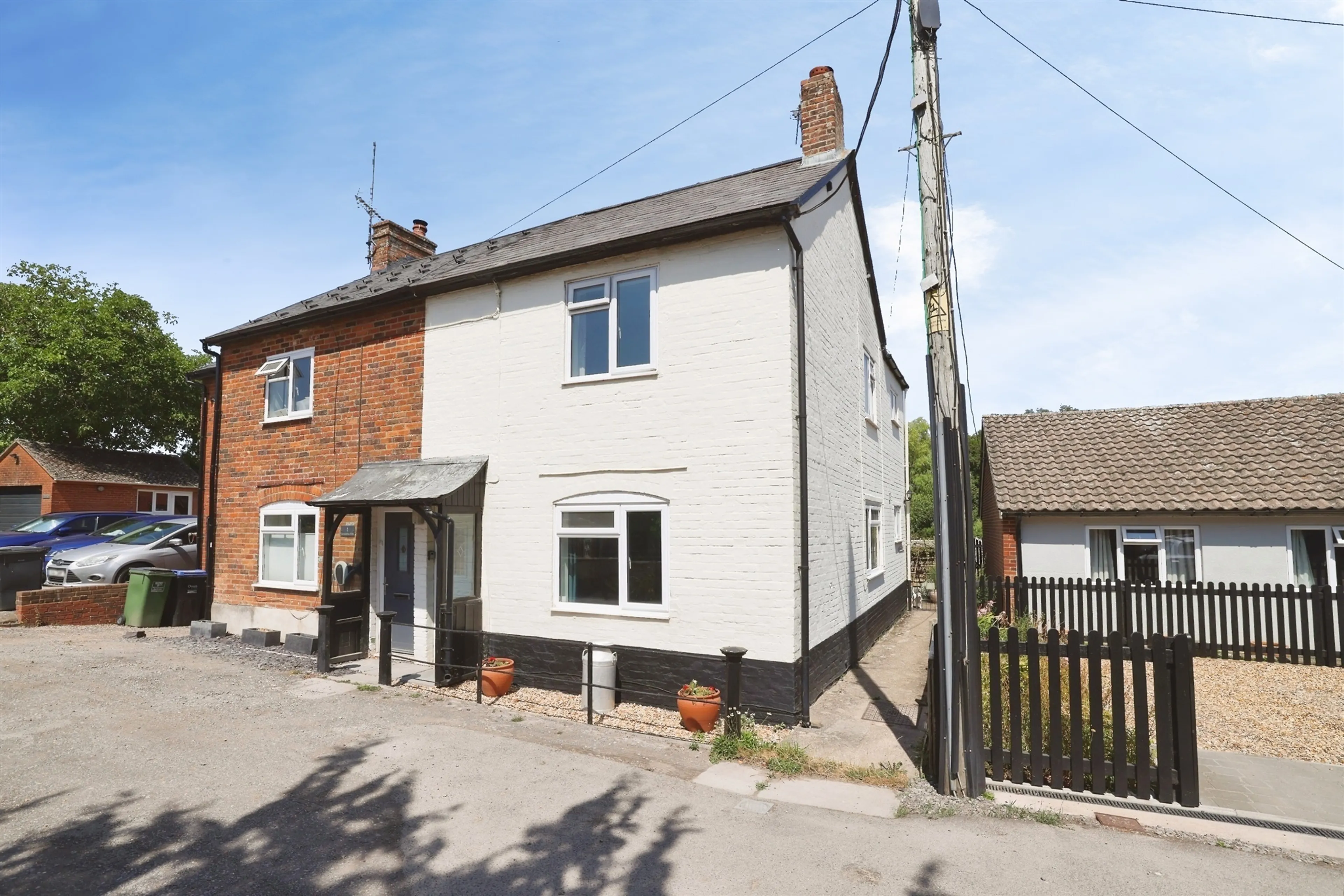 Property photo 0