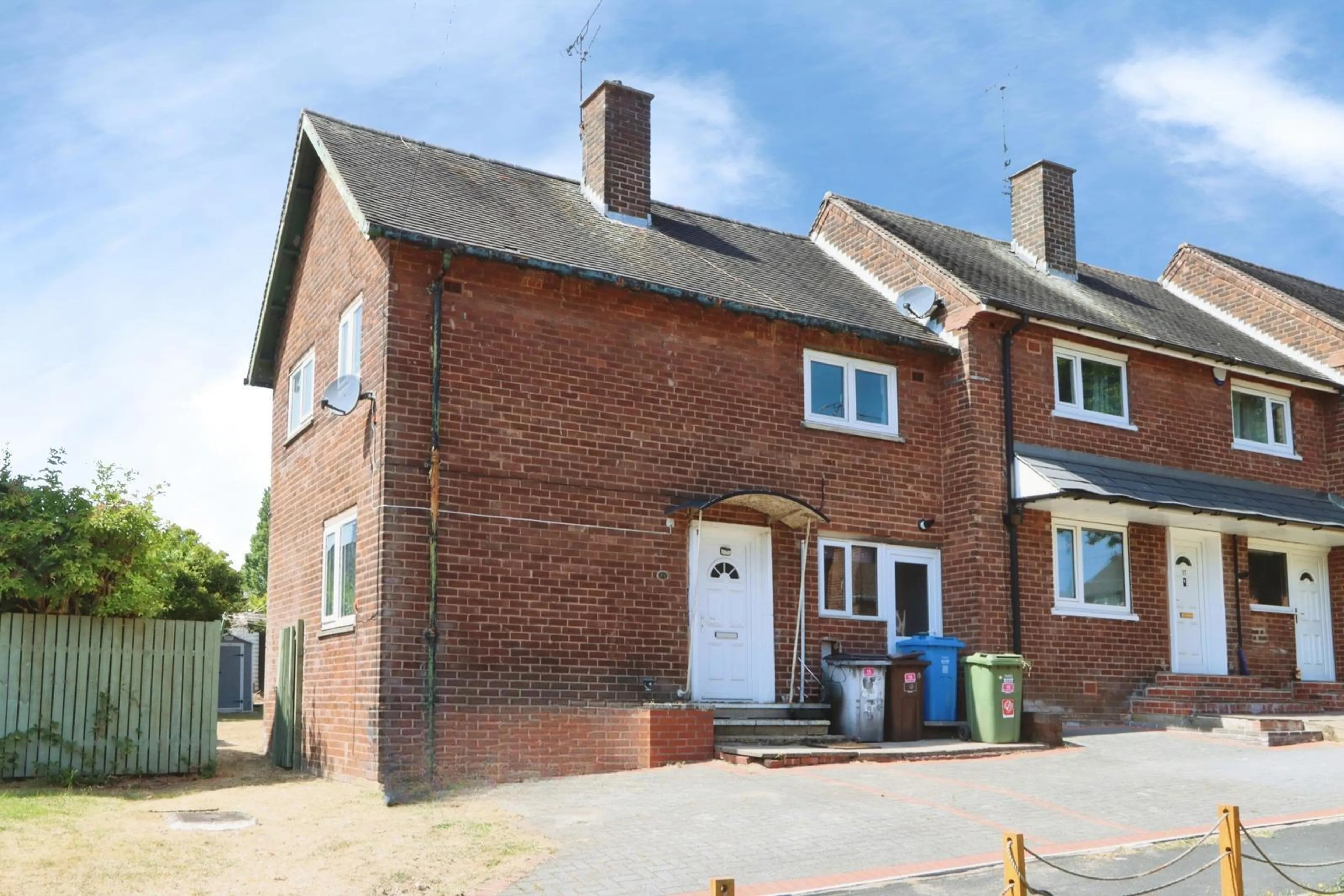 Property photo 0
