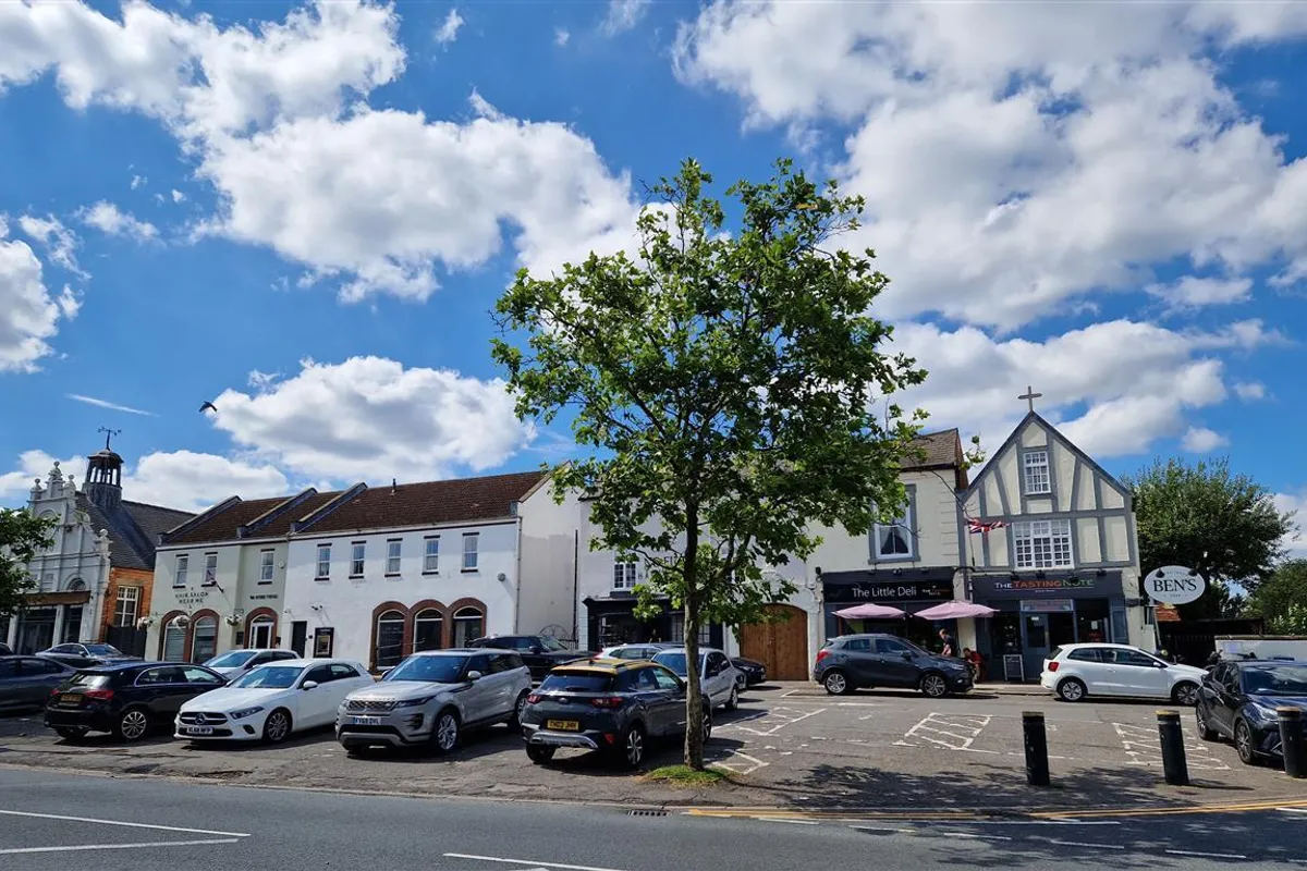 Market Place, Bawtry, DONCASTER