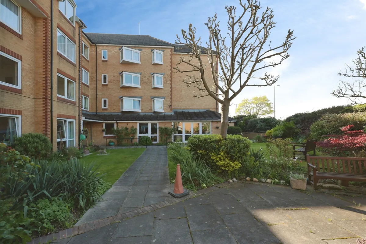 Cassio Road, WATFORD