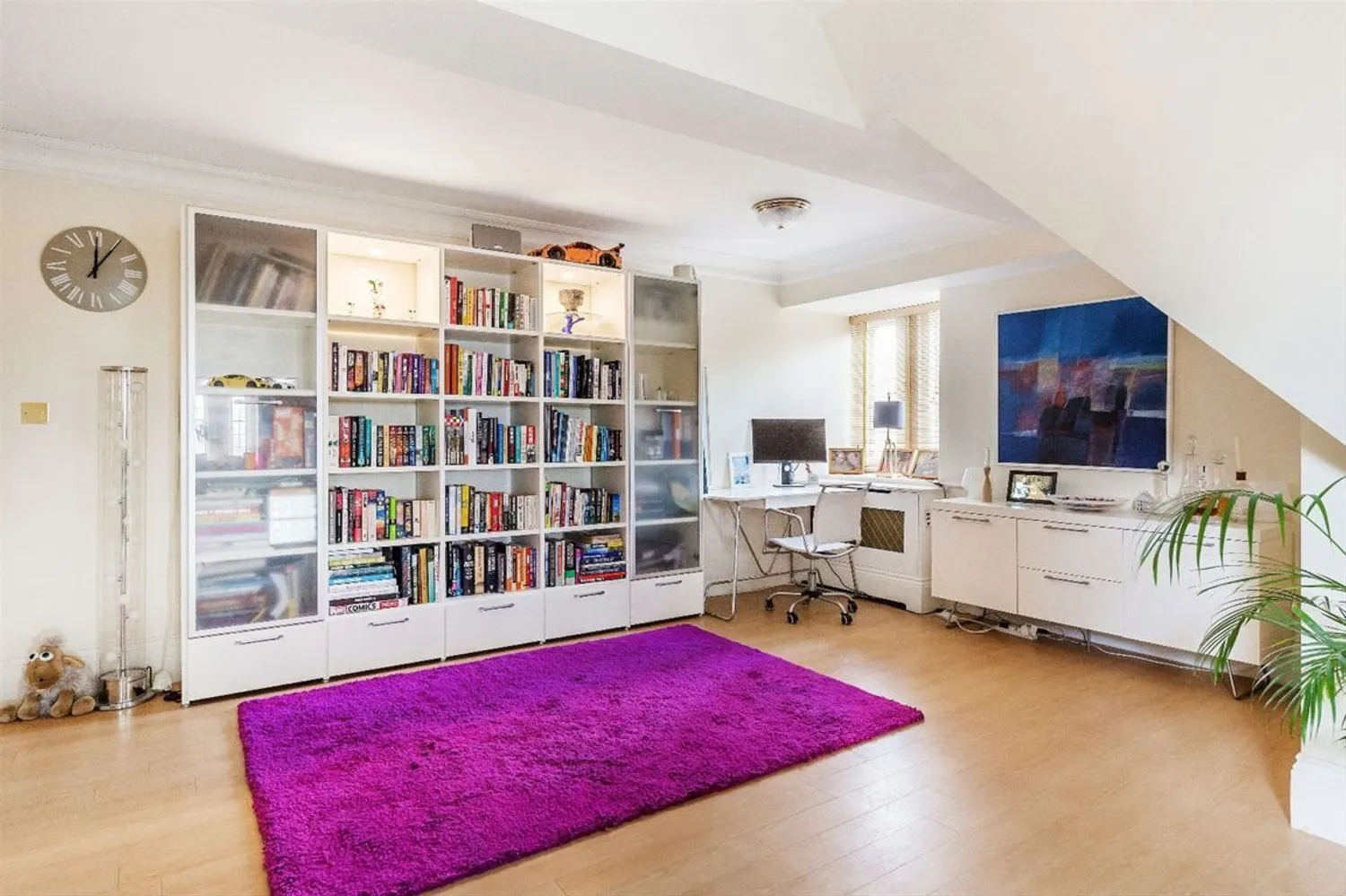 Ockham Lane, Cobham, KT11 photo 5