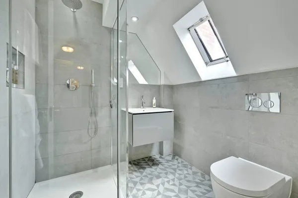 Ockham Lane, Cobham, KT11 photo 9