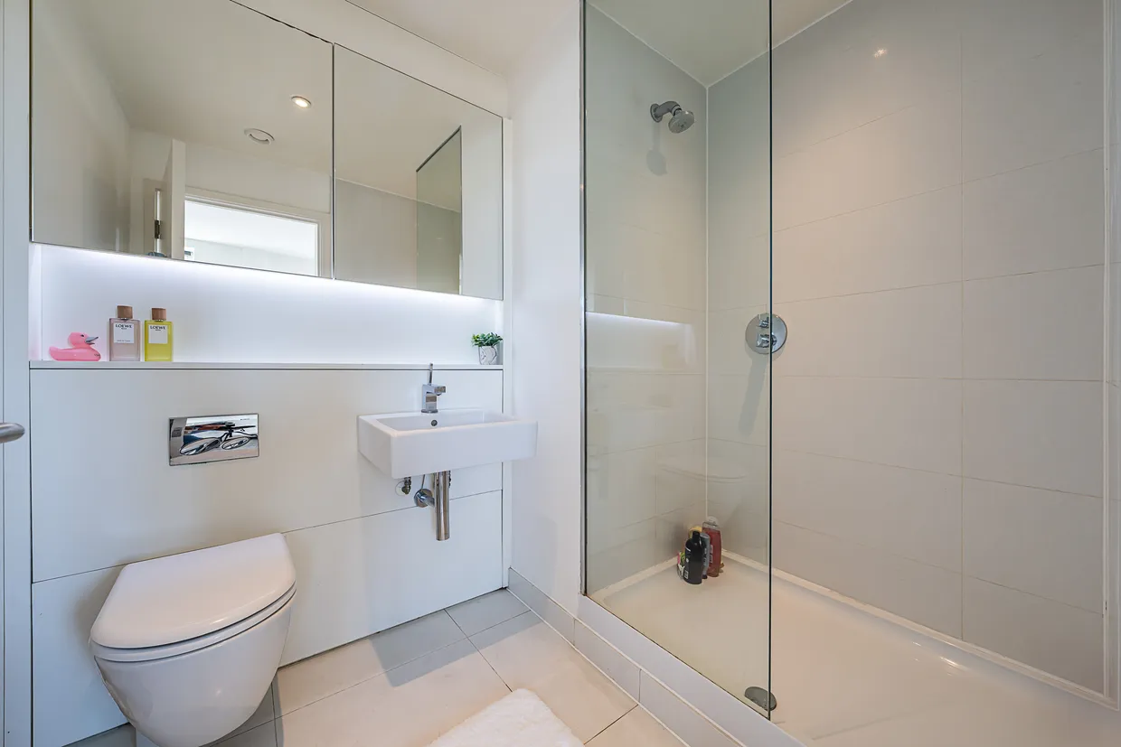 Wingate Square, London, SW4 photo 6