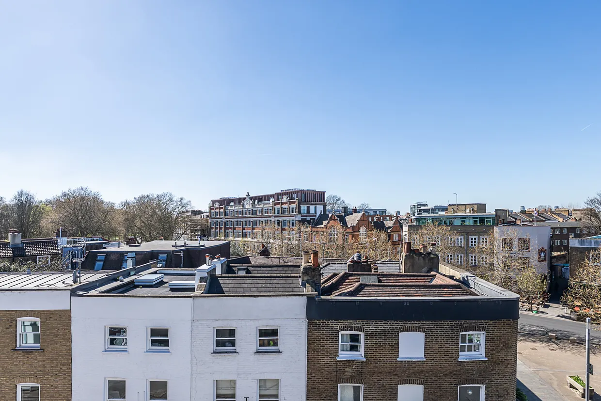 Wingate Square, London, SW4 photo 13