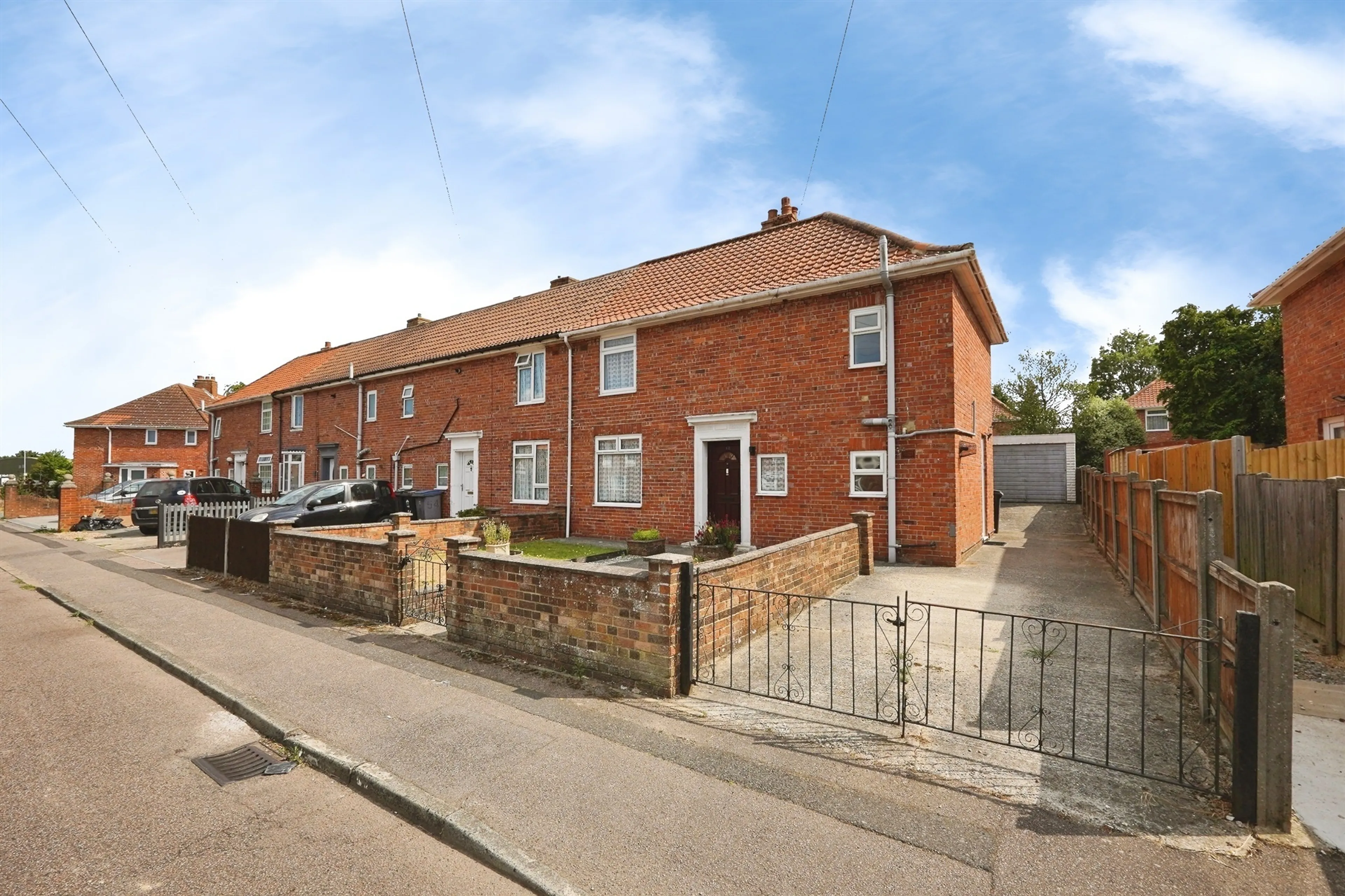 Property photo 0