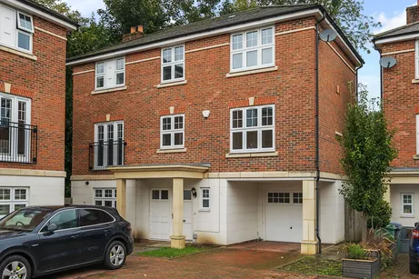 Colnhurst Road, Watford, WD17