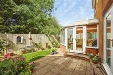 The Thatchings, Polegate