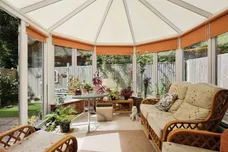 The Thatchings, Polegate