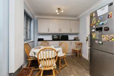 The Thatchings, Polegate