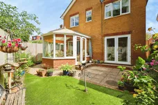 The Thatchings, Polegate