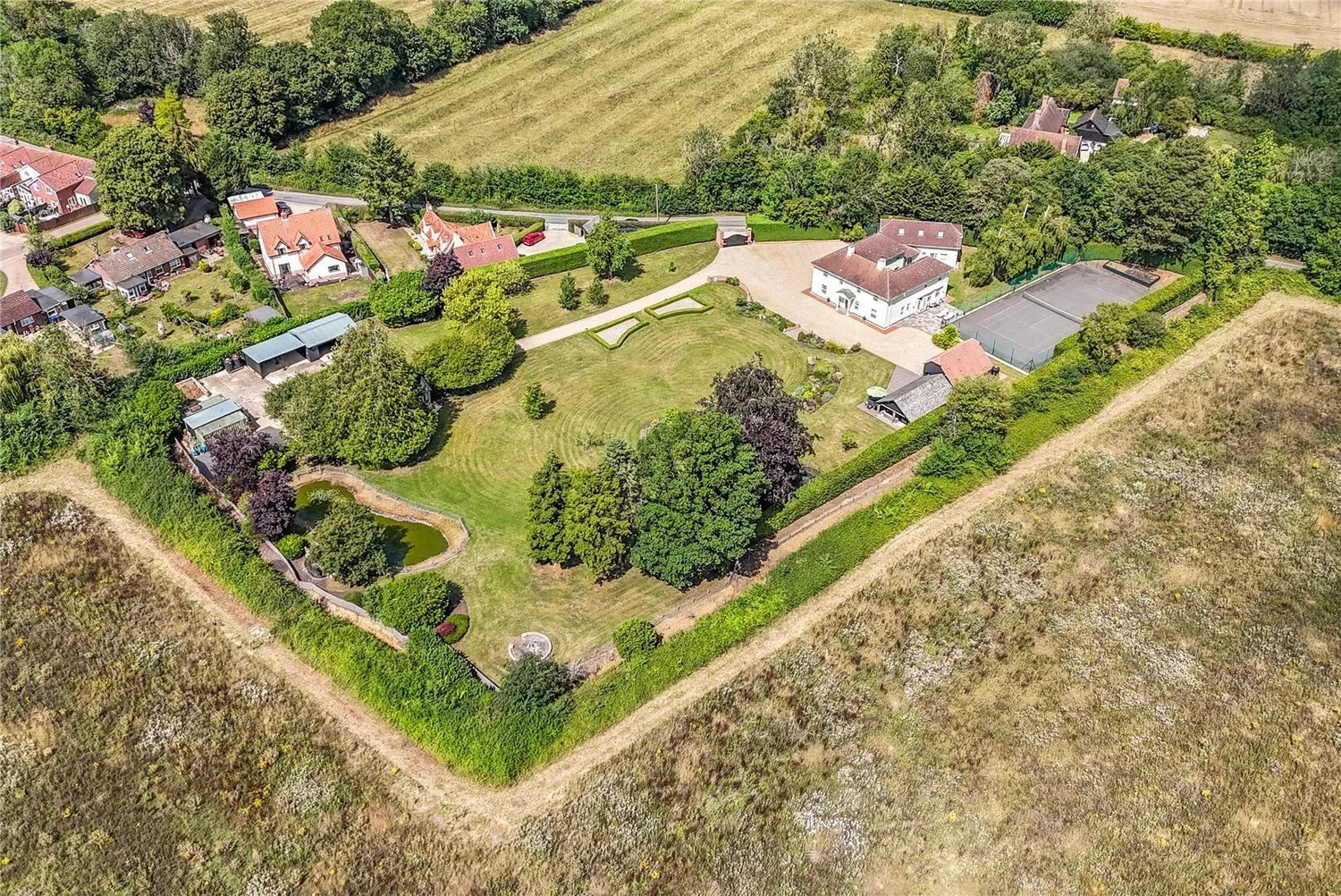 The Green, Rougham, IP30 photo 30