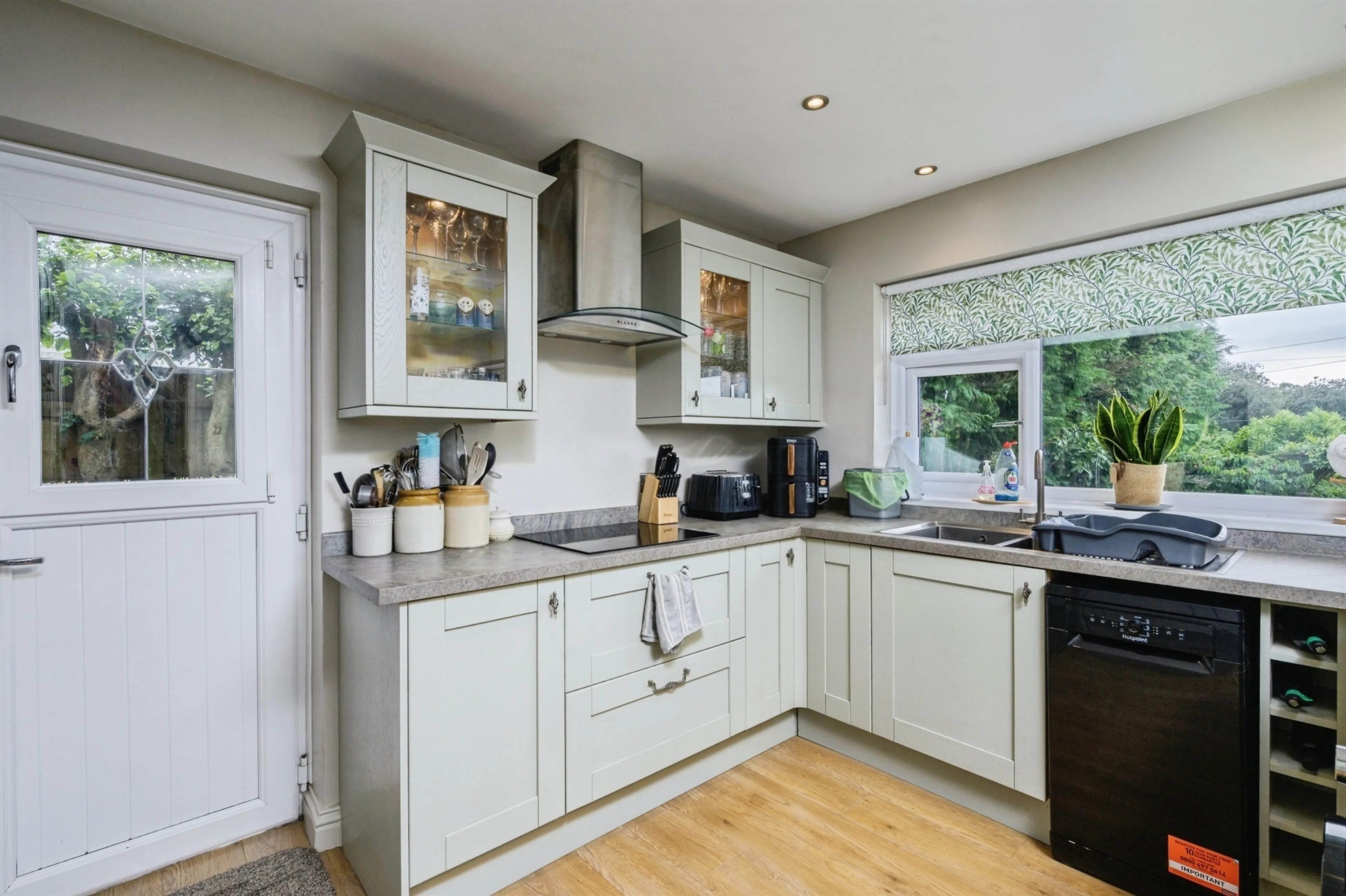 Property photo 32