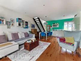 Upper Richmond Road West, LONDON photo