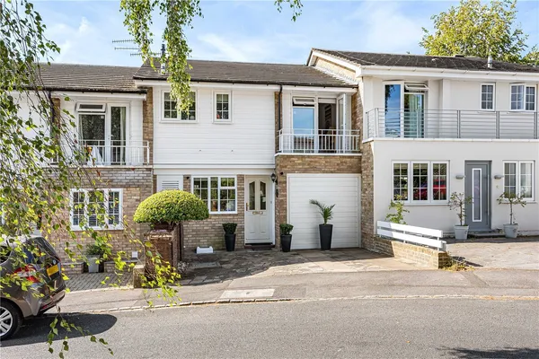 Milton Close, Henley-on-Thames, Oxfordshire, RG9