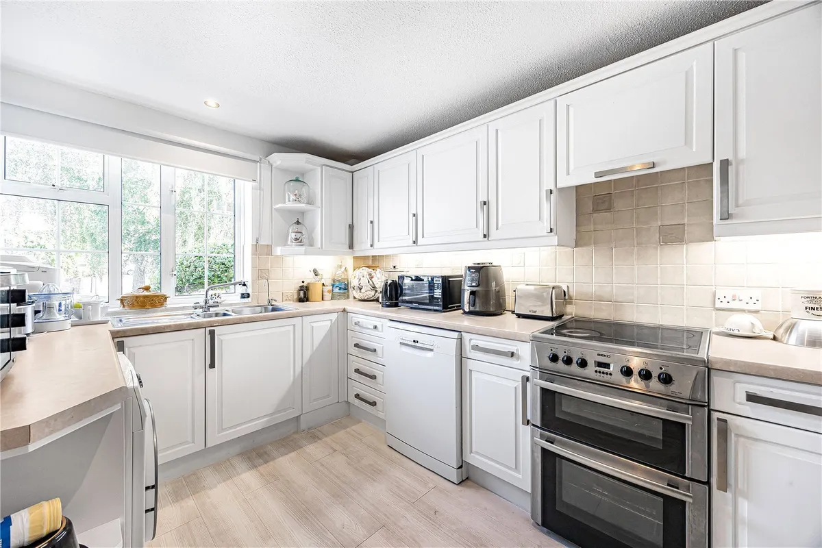 Milton Close, Henley-on-Thames, Oxfordshire, RG9