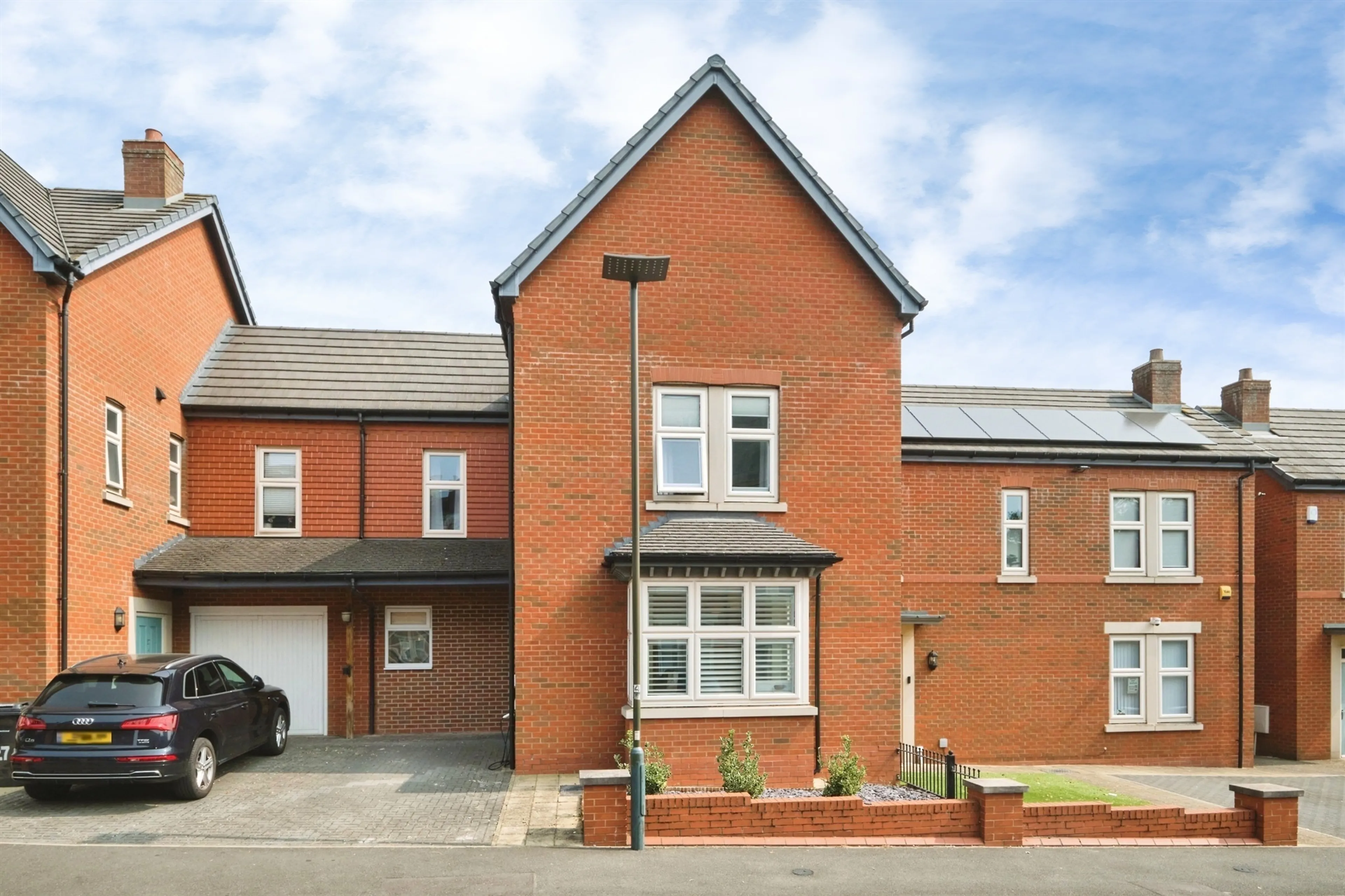 Property photo 0