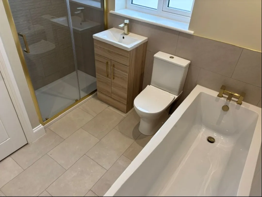 https://mr0.homeflow-assets.co.uk/files/photo/image/48029/1396/_x_/8.jpg