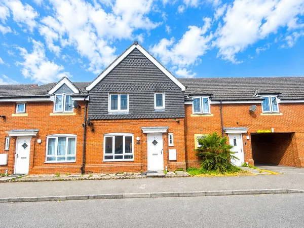 Crowe Road, MK40