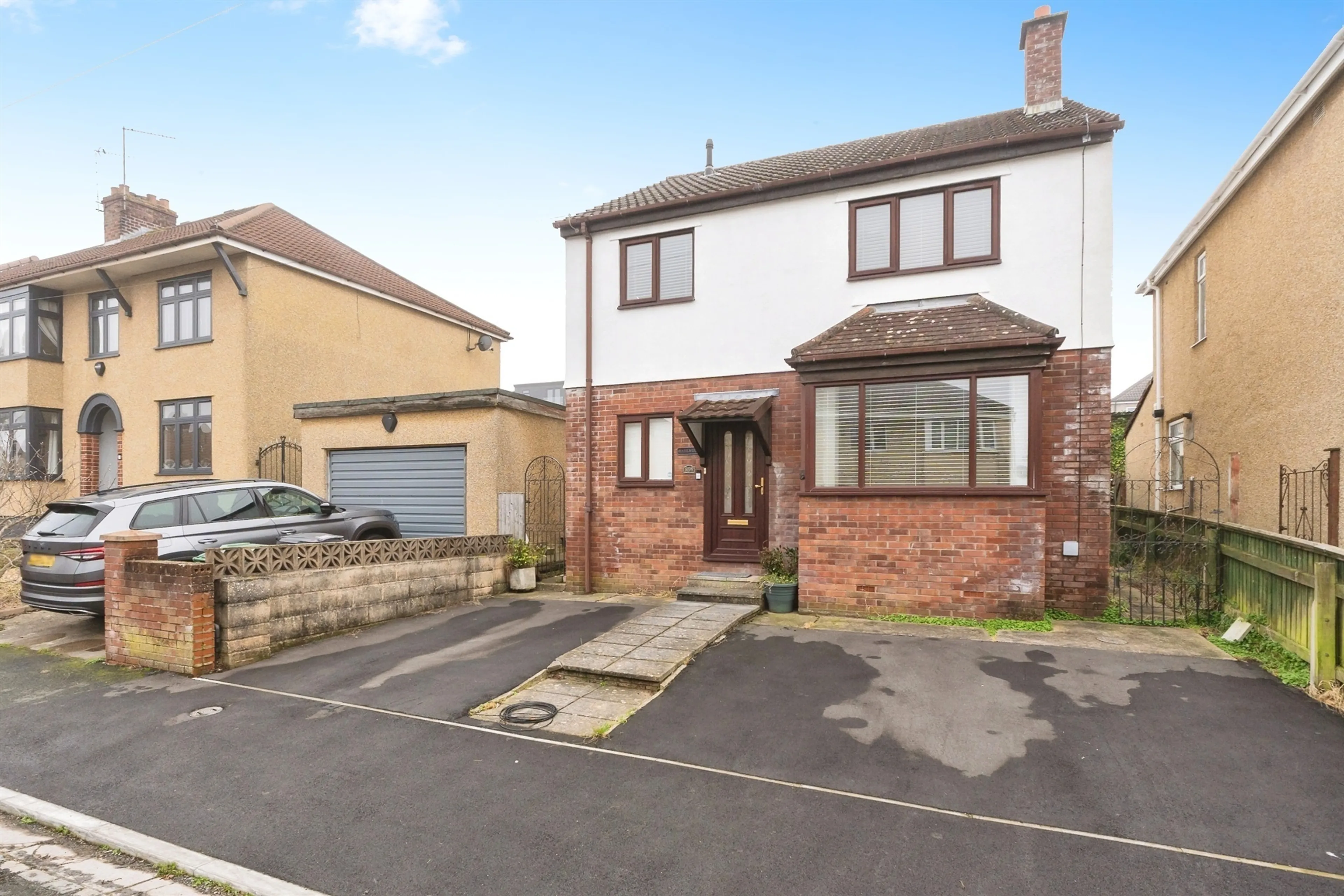 Property photo 0