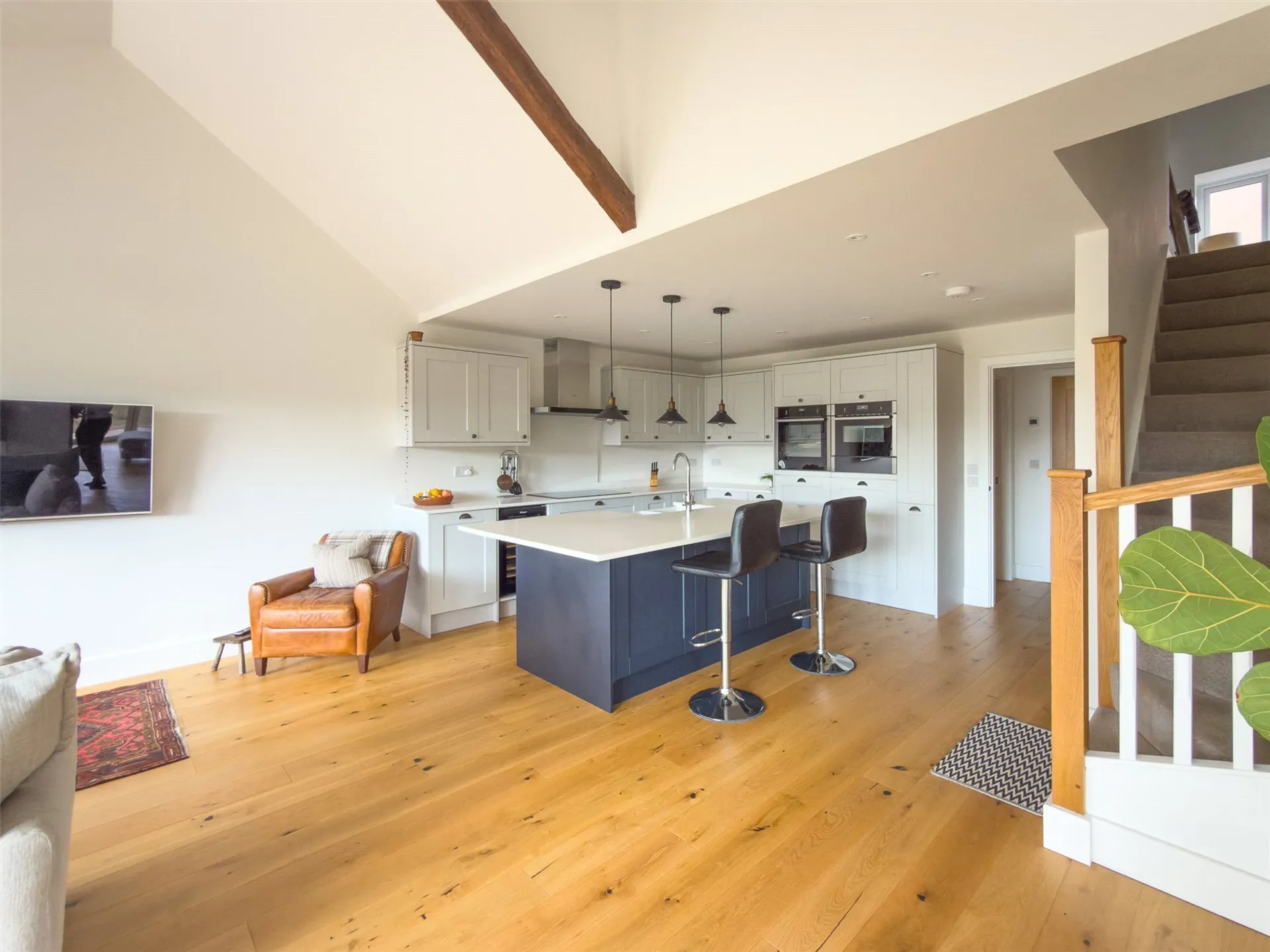 Property photo top 2