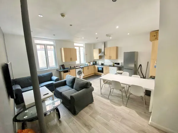 3 Wellington Street, Leicester City C...