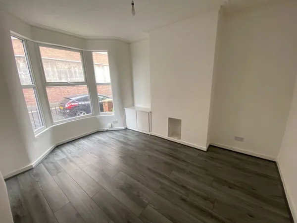 Mildmay Rd, L20