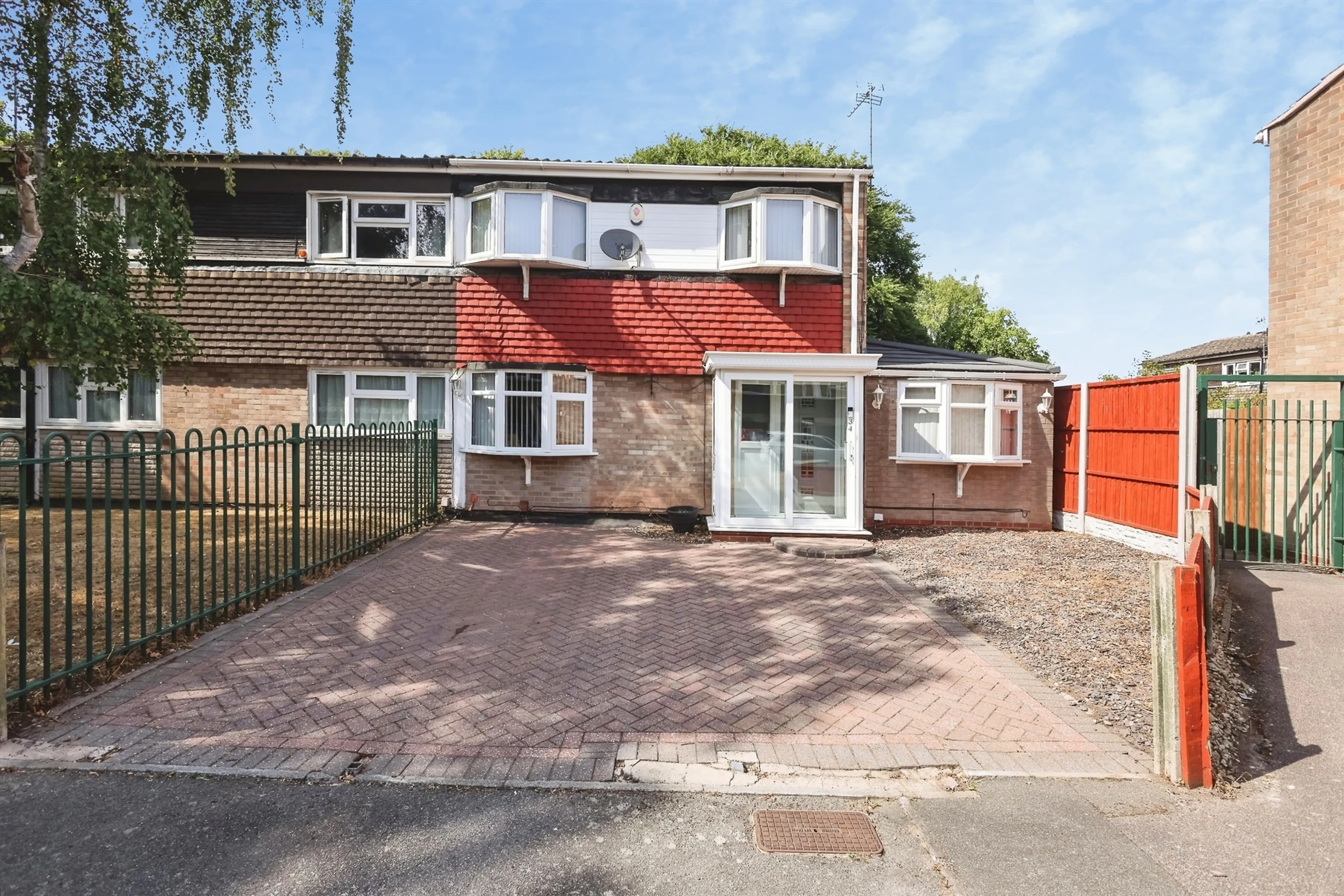 Property photo 0