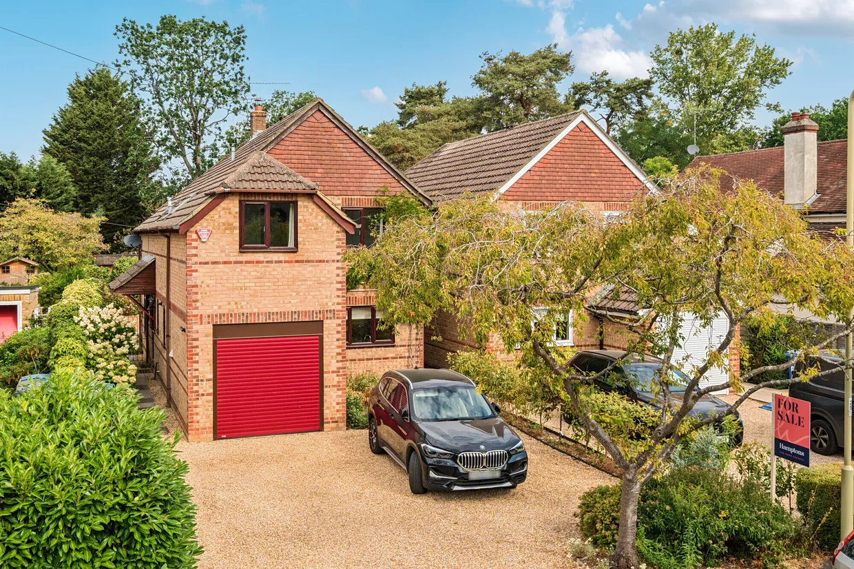 Westover Road, Fleet, GU51 photo 1