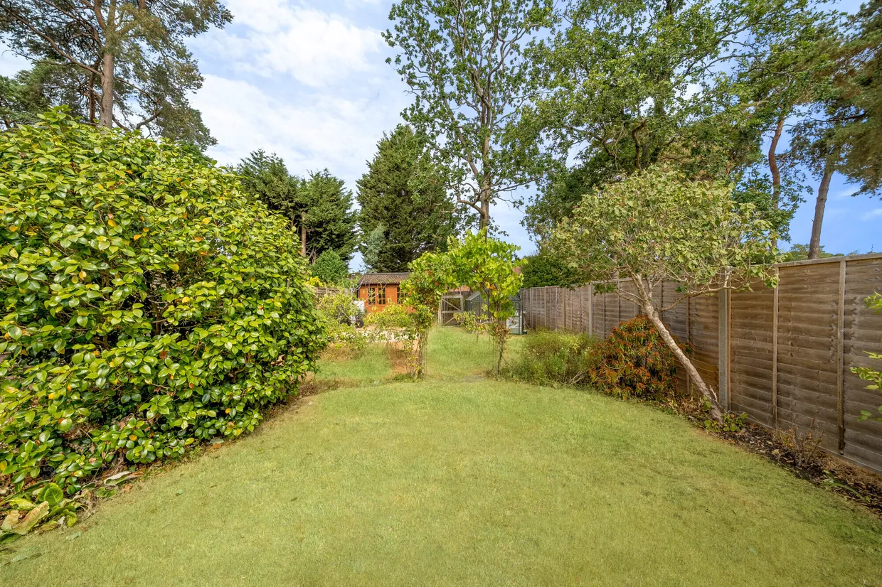 Westover Road, Fleet, GU51 photo 3