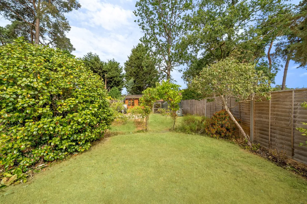 Westover Road, Fleet, GU51 photo 3