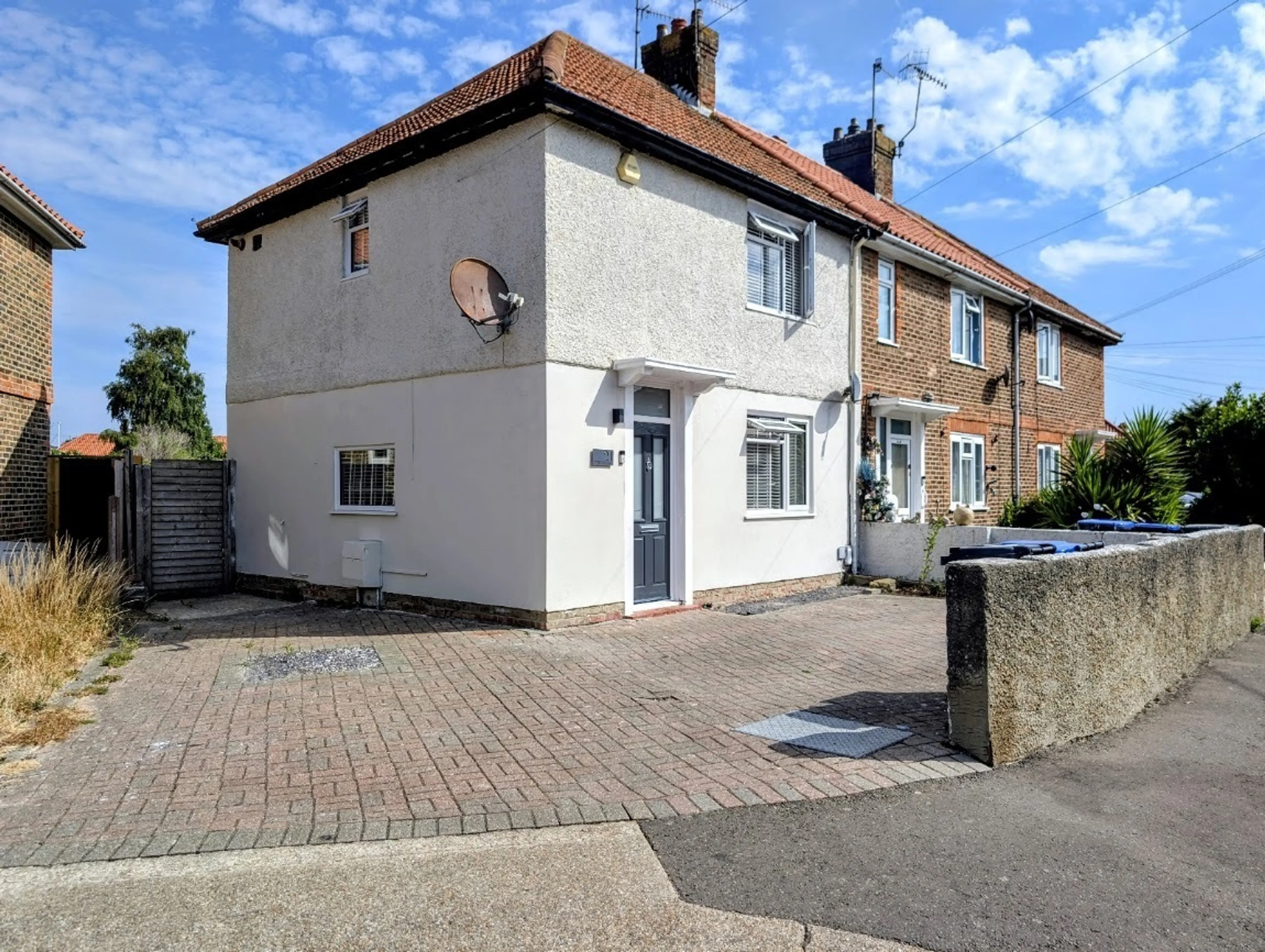 Property photo 0