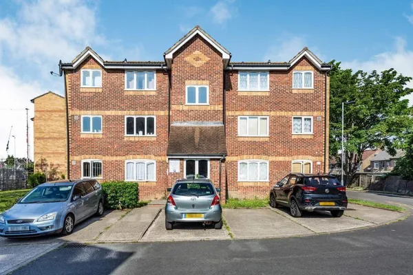 Greenslade, Barking, IG11