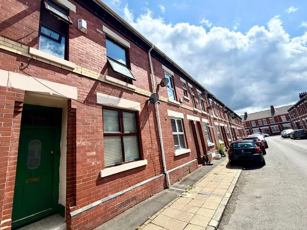 Beever Street, Old Trafford