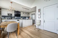 Carlton Drive, London, SW15 photo 6