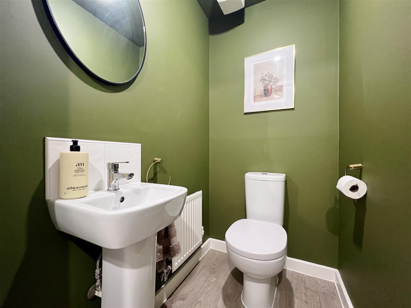 Uttoxeter Way, Towcester Image 16