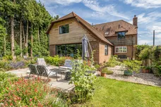 Woodland Drove, Twyford, SO21 photo 1