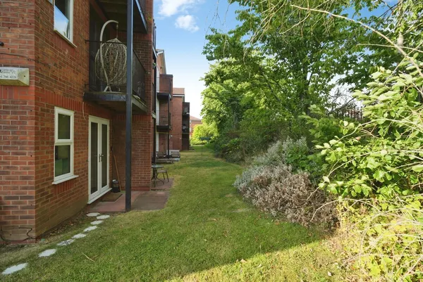 Montonmill Gardens, MANCHESTER, Lanca...