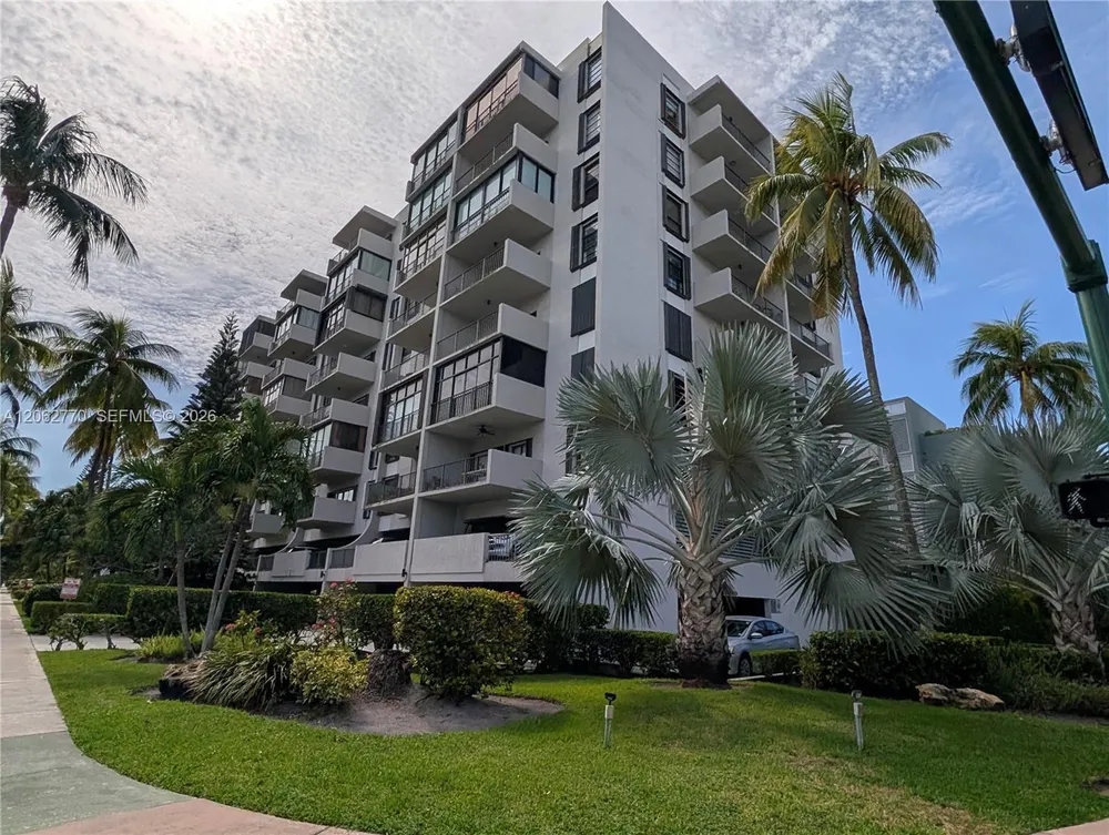 575 Crandon Blvd, Key Biscayne, FL 33149